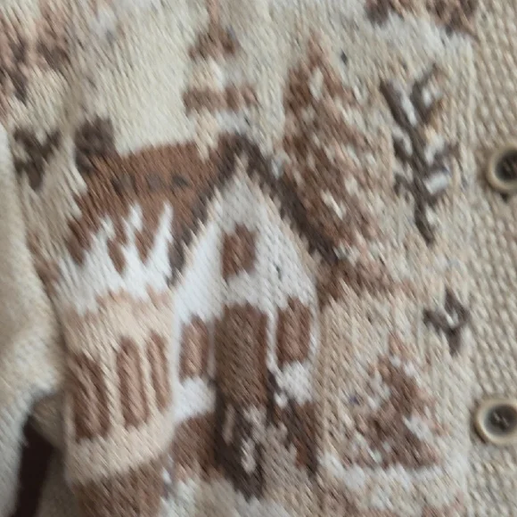 Norther Isles Hand Knitted Cozy Holiday Cardigan with Village Scene Sz M - Picture 7 of 15